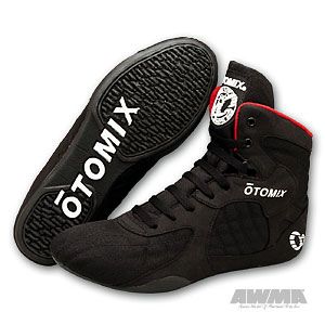 Otomix Stingray Escape Bodybuilding Weightlifting Shoes for Men and Women -  Ultimate Traction, Durable and Lightweight Comfortable Fitness Boots for  MMA, Wrestling, Boxing, Powerlifting, Gym and Crossfit, gray : Amazon.de:  Fashion